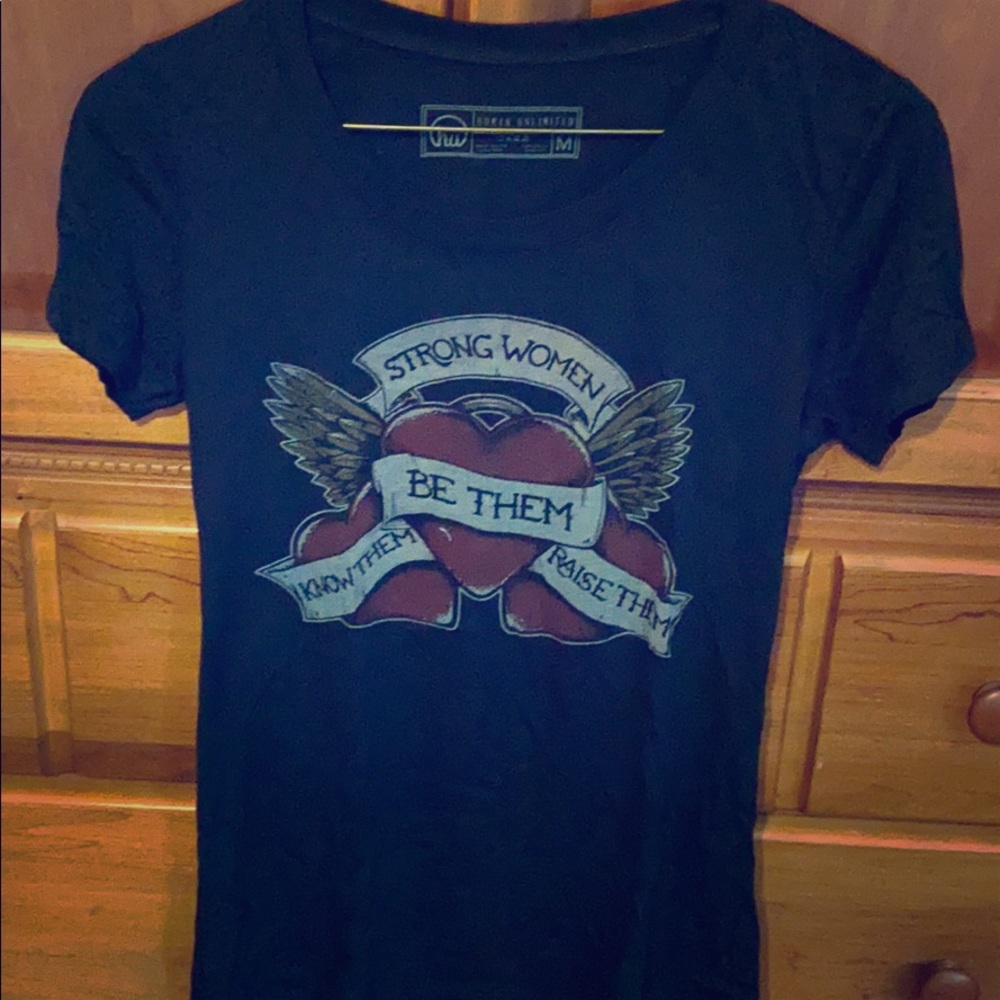 Human Unlimited misses tee New